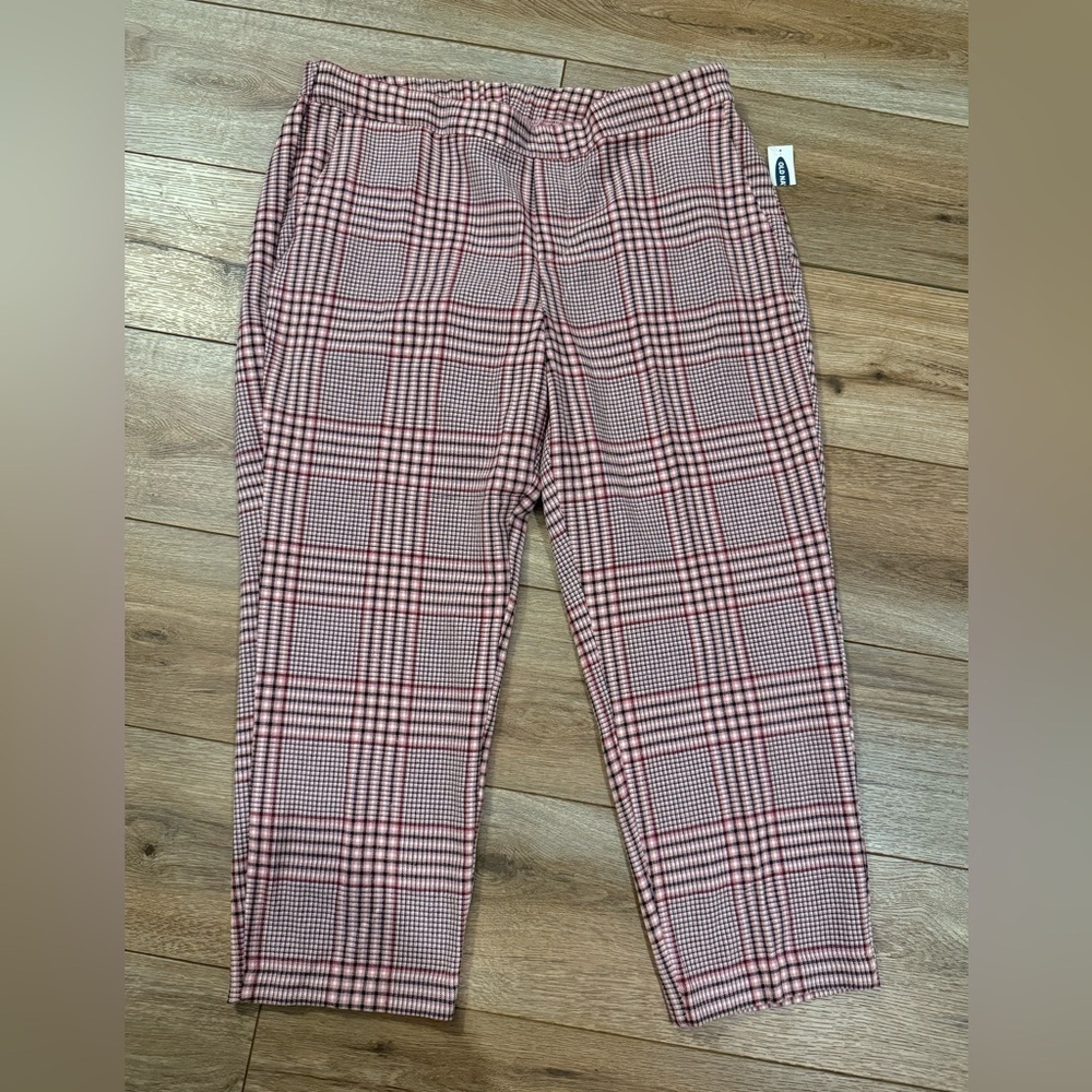 NWT Old Navy Mid-Rise Straight Pink Plaid Pull-On Ankle Pant Size 14 Petite - Picture 2 of 11